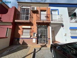 CHALET ADOSADO EN ALMONTE photo 0