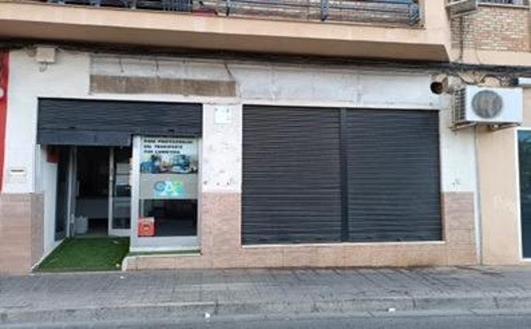 Venta de Local en La Plata - Sevilla photo 0