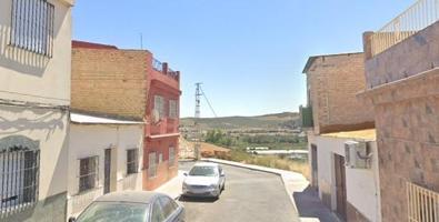 Venta de casa sin posesión en Puente Genil (Córdoba) photo 0