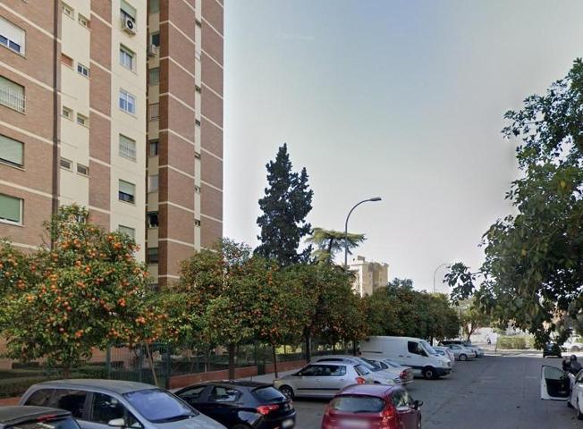 VENTA DE PISO EN ZONA DE SANTA CLARA (SEVILLA) photo 0