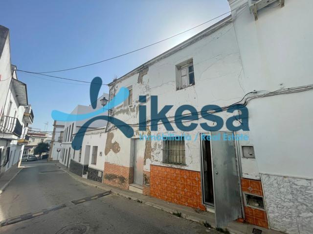 Venta de Casa Unifamiliar Independiente en Sanlúcar la Mayor photo 0