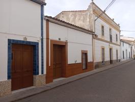 VENTA DE CASA EN PUEBLA DE SANCHO PÉREZ (BADAJOZ) photo 0