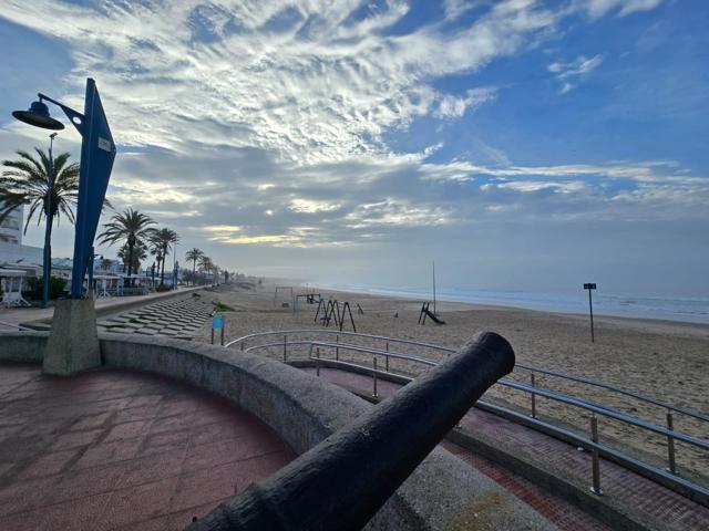 Magnifico Chalet Pareado en zona la Barrosa photo 0