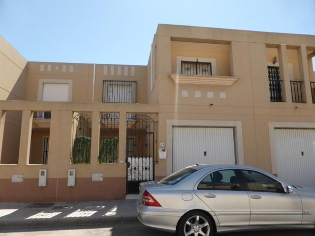 VENTA DE CASA ADOSADA SIN POSESIÓN EN NIJAR (ALMERÍA) photo 0