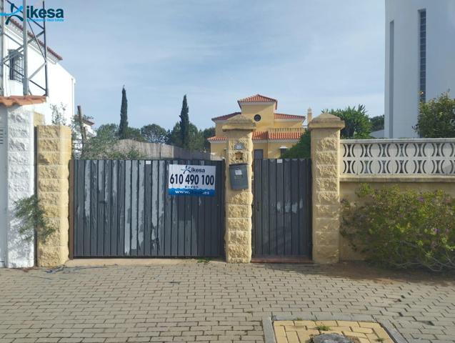 VENTA DE CHALET EN COSTA ESURI, AYAMONTE. photo 0
