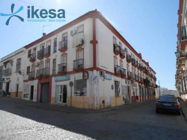 VENTA DE PISO SIN POSESIÓN EN MOGUER (HUELVA) photo 0