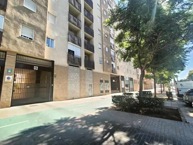 Parking En venta en Avenida De Las Ciencias, Sevilla photo 0