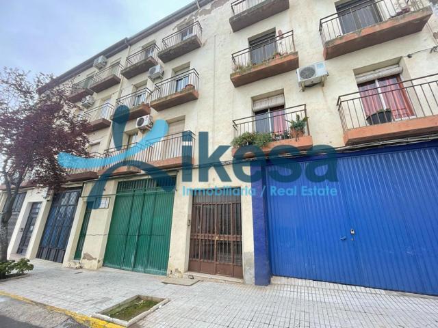 VENTA DE PISO EN LA CAROLINA photo 0