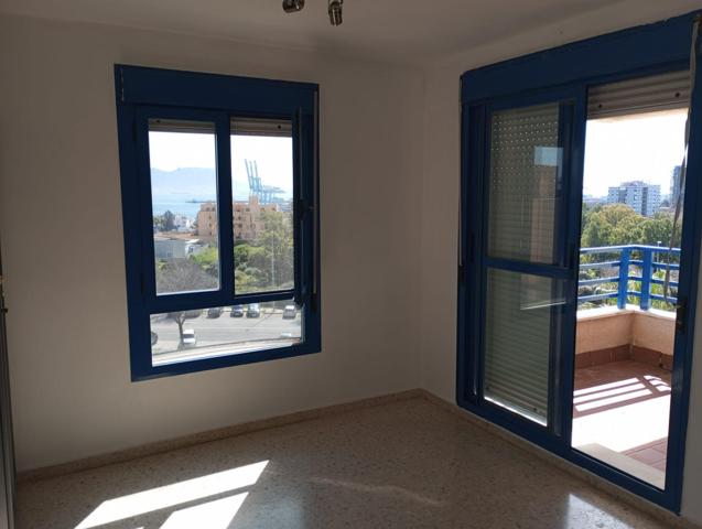 SE VENDE IMPRESIONANTE PISO EN LA ZONA DE LA HERMITA CON VISTAS A LA BAHIA photo 0