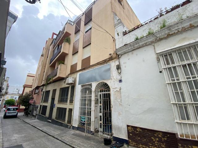 LOCAL COMERCIAL EN VENTA – C- CERVANTES, SAN FERNANDO, CÁDIZ photo 0