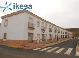 VENTA DE CHALET ADOSADO EN BONARES, HUELVA. ACTIVO INMOBILIARIO SIN POSESIÓN. photo 0