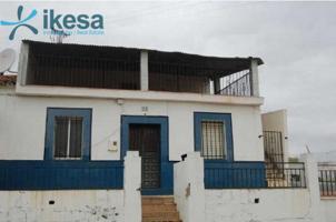 VENTA DE CHALET ADOSADO EN CALAÑAS HUELVA. ACTIVO SIN POSESION. photo 0