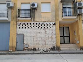 Local comercial en la Carlota !!!! . Dos plantas. photo 0