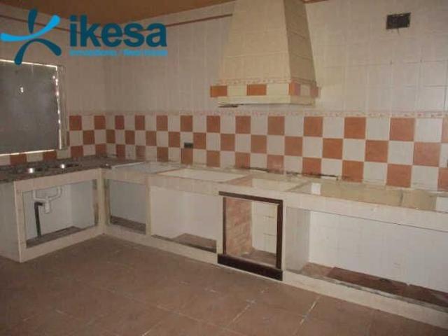 VENTA DE CHALET ADOSADO EN CORTEGANA, HUELVA photo 0