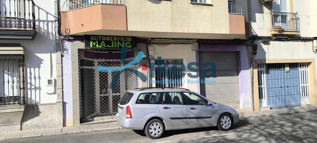 VENTA DE LOCAL COMERCIAL EN ALMENDRALEJO (BADAJOZ) photo 0
