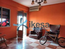Venta de piso en zona de Bailén (Jaén) photo 0