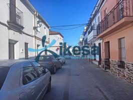 Unifamiliar Pareada En venta en Andalucia, Villamanrique De La Condesa photo 0