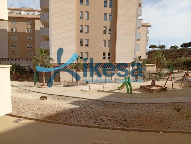 VENTA DE PISO EN ROQUETAS DE MAR (ALMERÍA) photo 0