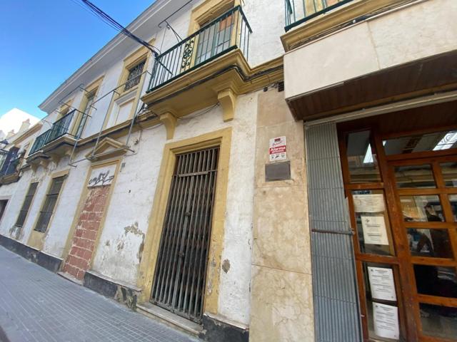 OPORTUNIDAD DE INVERSIÓN – CASA TAPIADA EN EL CENTRO HISTÓRICO DE EL PUERTO DE SANTA MARÍA photo 0