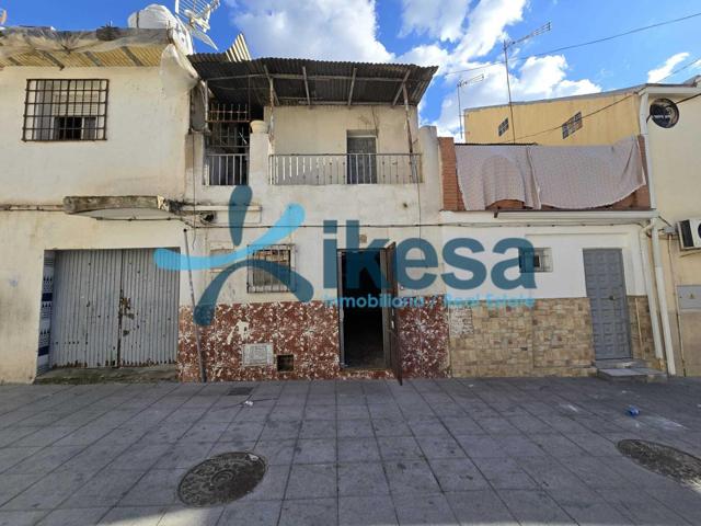 VENTA DE CASA EN GRANADA (GRANADA) photo 0
