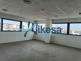 Venta de Oficina en Edificio Omega, Sevilla photo 0