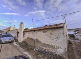 Unifamiliar Pareada En venta en San Crispín - Huerta Nueva - Estación, Elda photo 0