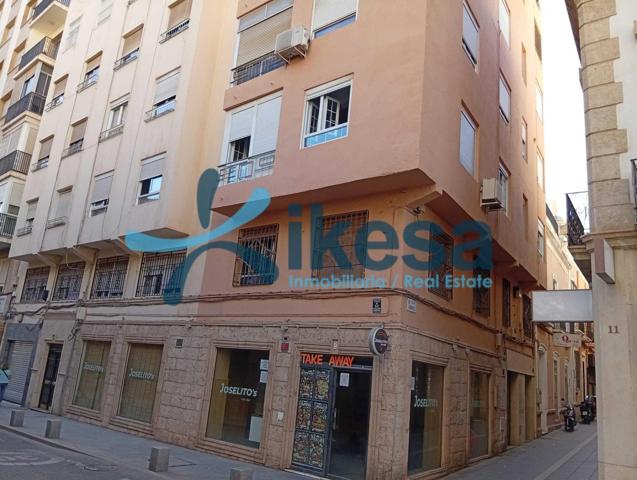 VENTA DE PISO EN ALMERÍA (ALMERÍA) photo 0