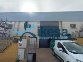 Venta de Nave Industrial en La Rinconada photo 0