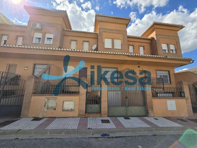 VENTA DE CASA ADOSADA EN CHAUCHINA (GRANADA) photo 0