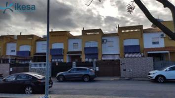 VENTA DE CASA UNIFAMILIAR EN ALJARAQUE. VENTA EN OFERTA FLASH. photo 0