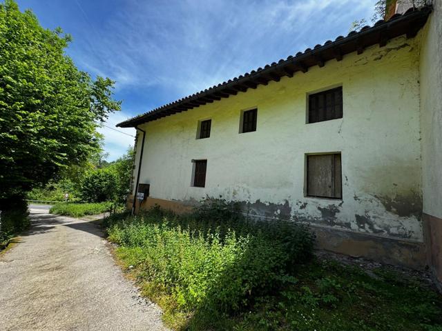 ¡Descubre este encantador caserío en Zegama! photo 0
