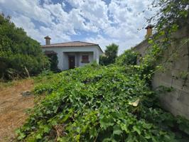 ¡Oportunidad para reformar a tu medida! Vivienda con gran potencial photo 0