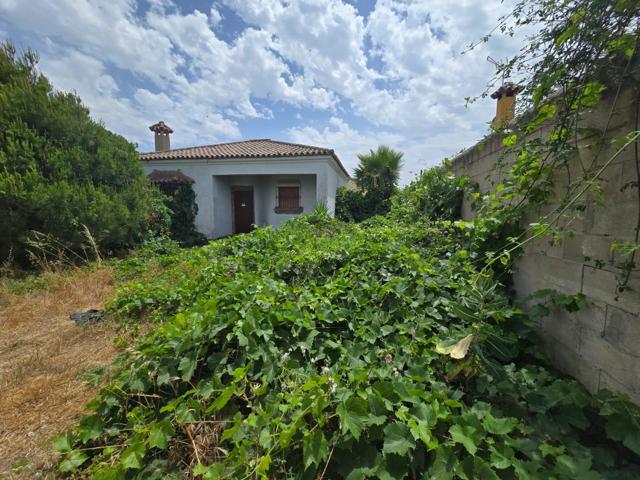 ¡Oportunidad para reformar a tu medida! Vivienda con gran potencial photo 0