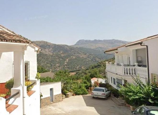 Encantador adosado en Benaoján con vistas y excelente ubicación photo 0