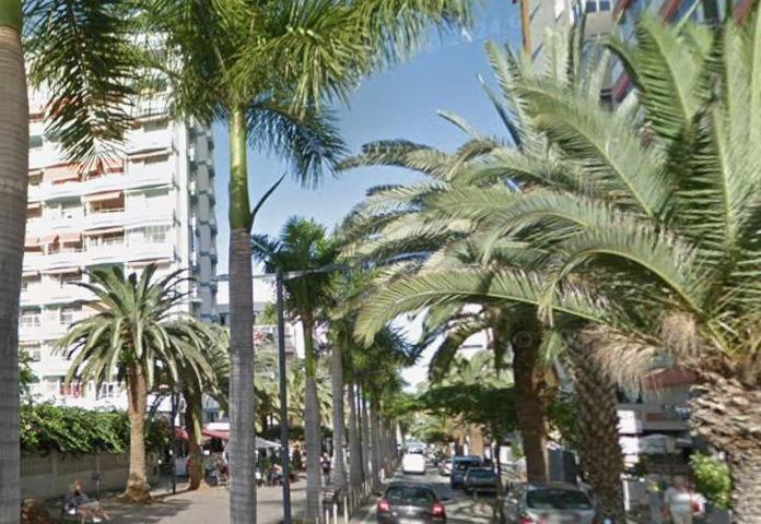 Locales comerciales en una de las avenidas más transitadas de Puerto de la Cruz photo 0