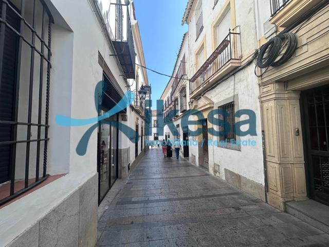 CASA ADOSADA CON GARAJE EN PLENA JUDERIA !!!. PROXIMA A LA MEZQUITA photo 0