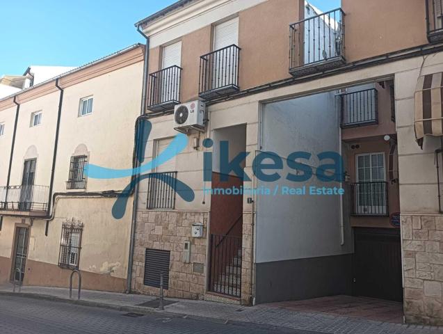 VENTA DE CASA EN ZONA DE MIRADOR DEL TAMBOR - JAÉN photo 0