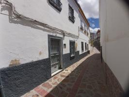 VENTA DE CASA EN MARTOS (JAÉN) photo 0