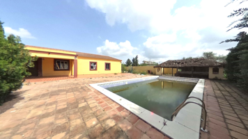 Casa En venta en Andalucia, Sanlucar La Mayor photo 0