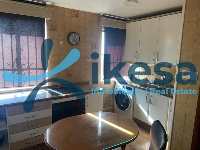 Venta de Piso en Santa Teresa, Sevilla photo 0