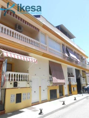 Venta de adosado en Punta Umbria. Venta en Período Flash photo 0