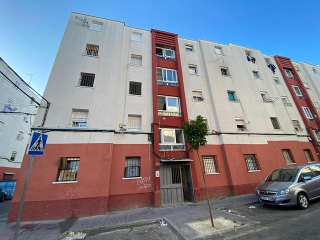 Piso en Barriada Los Milagros. photo 0