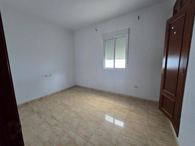 Piso de dos dormitorios en Chiclana photo 0