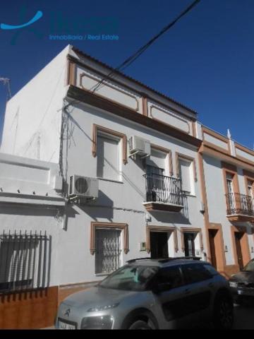 Venta de vivienda en Lucena del Puerto, Huelva. Actico inmobiliario SIN POSESIÓN CON RENTABILIDAD. photo 0
