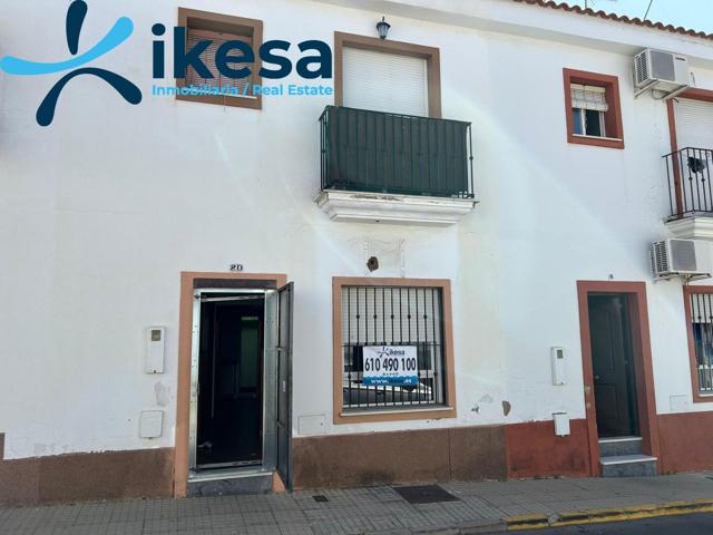 Venta de casa adosada en Bollullos Par Del Condado, Huelva. photo 0