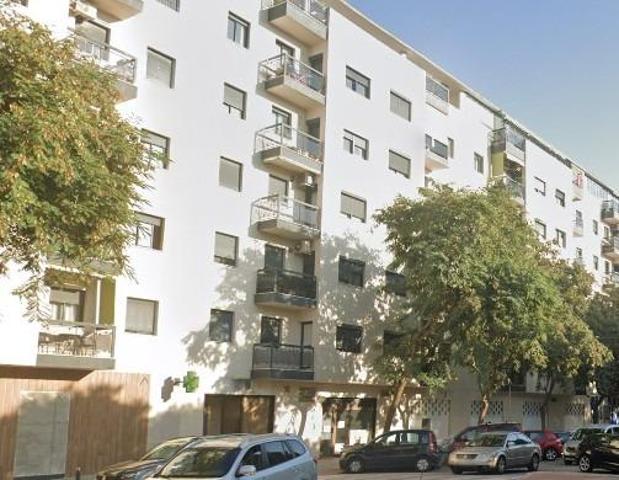 SE VENDE LOCAL DE 368 METROS JUNTO AL PABELLON CUBIERTO DE ALGECIRAS photo 0