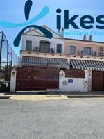 Venta de casa adosada en Aljaraque, Huelva. Venta en OFERTA FLASH. photo 0