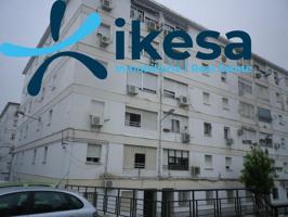 Venta de vivienda en Huelva, zona Barriada del Carmen. Venta en peorído FLASH. photo 0