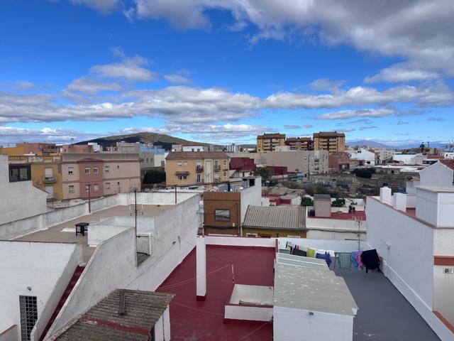 Oportunidad Exclusiva para Inversores | Edificio en Venta en La Línea de la Concepción (Cádiz) photo 0