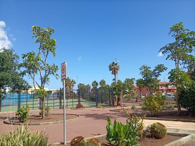 Acogedor Piso en Santa Lucía de Tirajana con Garaje y Trastero photo 0